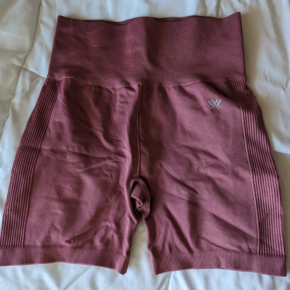 Forever 21 Athletic Shorts Wine S